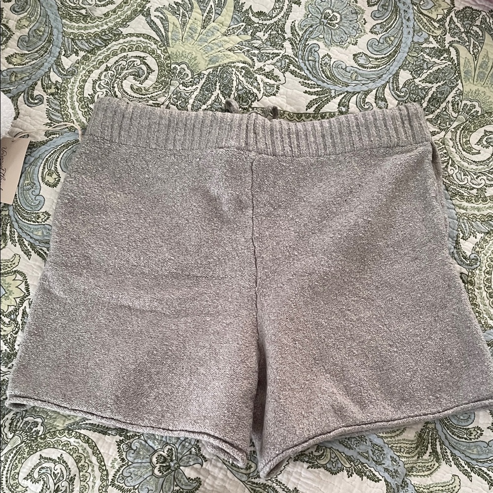Universal Thread M Shorts - Picture 5 of 6